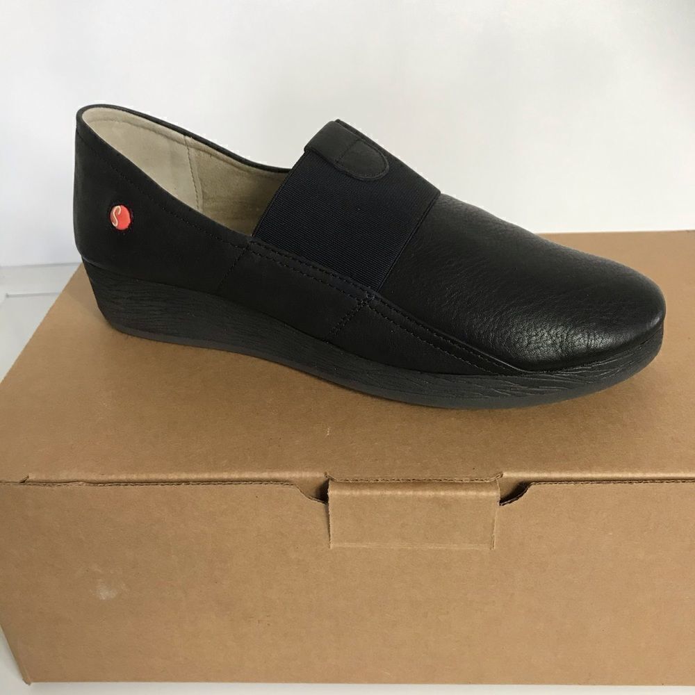 Softinos by FLY London Amo Leather Gored Shoes